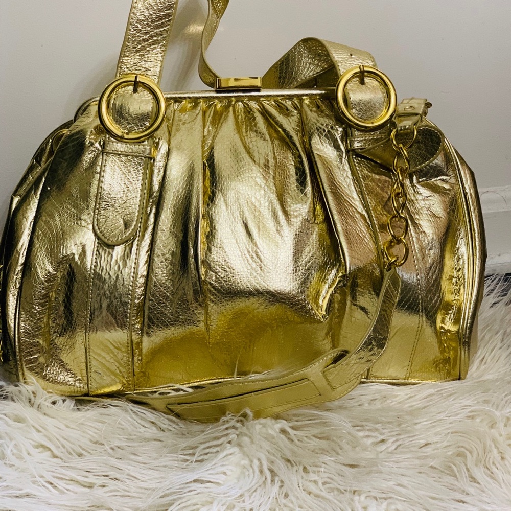 SHINY GOLD SATCHEL HANDBAG